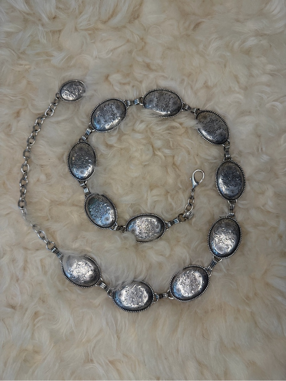 Silver-Tone Engraved Oval Belt - Women's Fashion Accessory